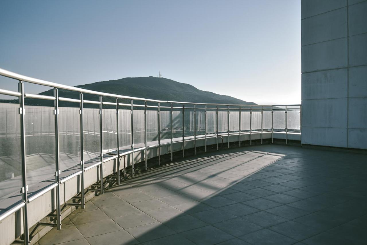 Sky Deluxe 2 Fitness & Spa Üsküp Dış mekan fotoğraf